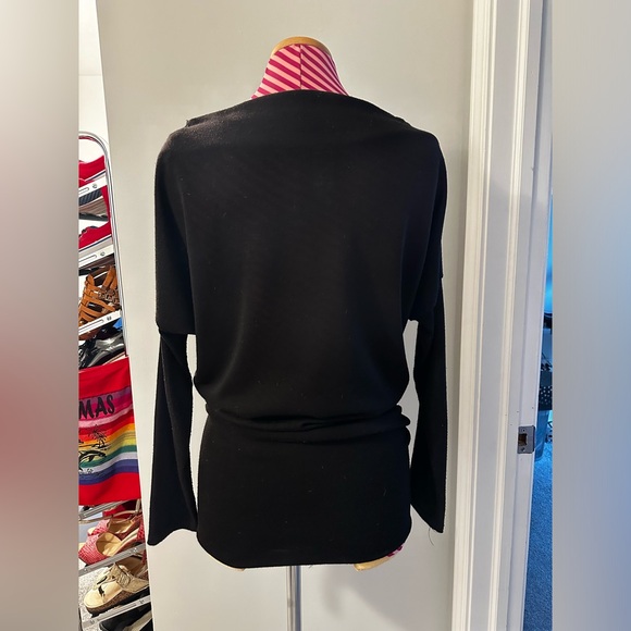 Graffiti Long Sleeve Top - Picture 4 of 4